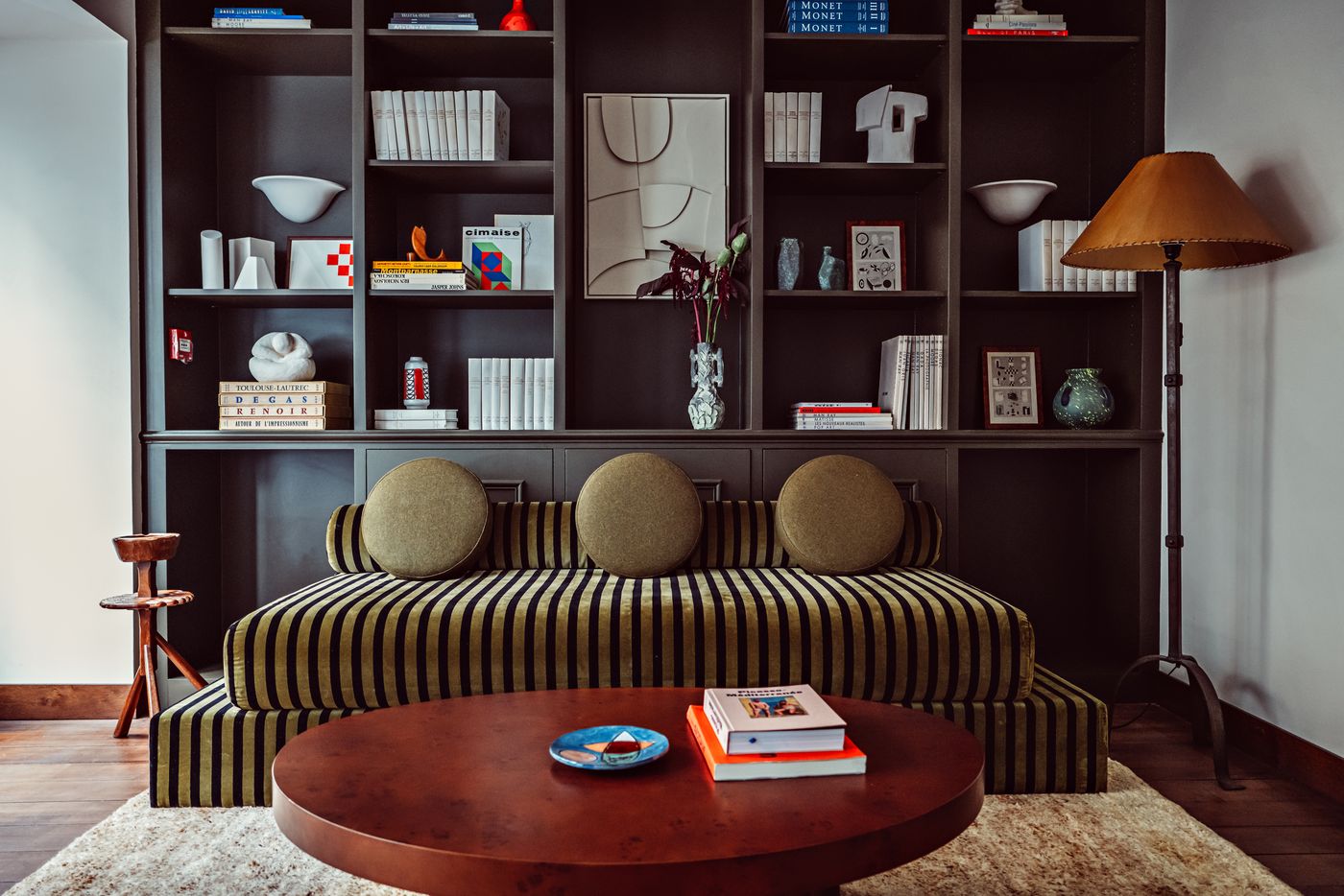 Academies-et-des-Arts-General-view-1