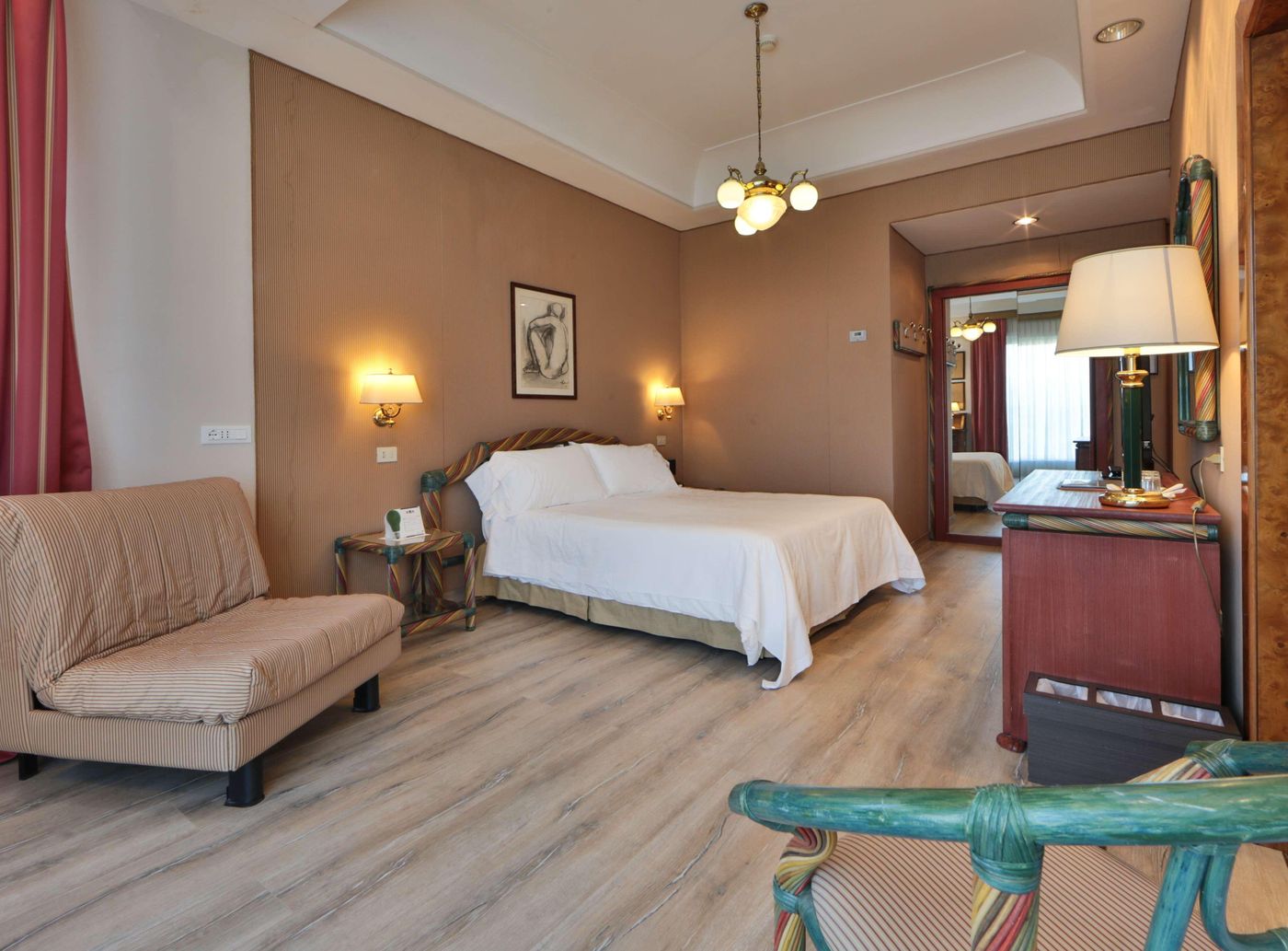 BEST-WESTERN-Hotel-Rivoli-Room-9