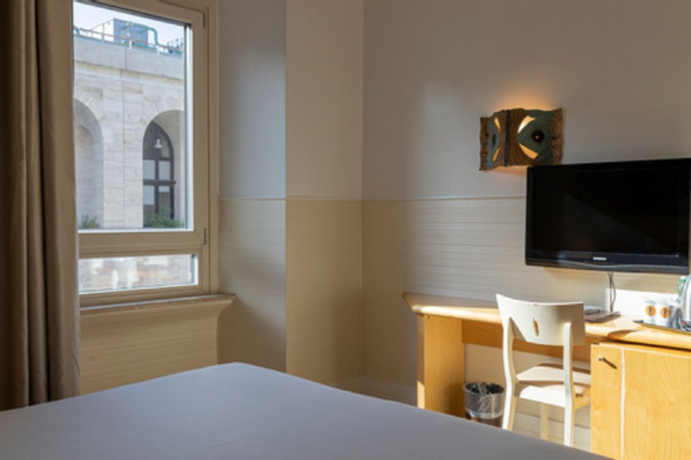 Hotel-Aphrodite-Room-19