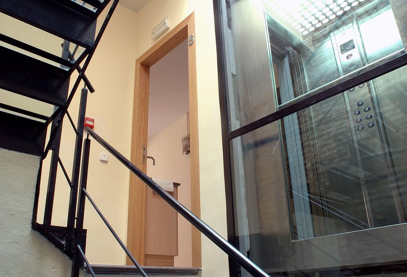 AinB Picasso-Corders Apartments-Spain-BARCELONA-Lobby-6