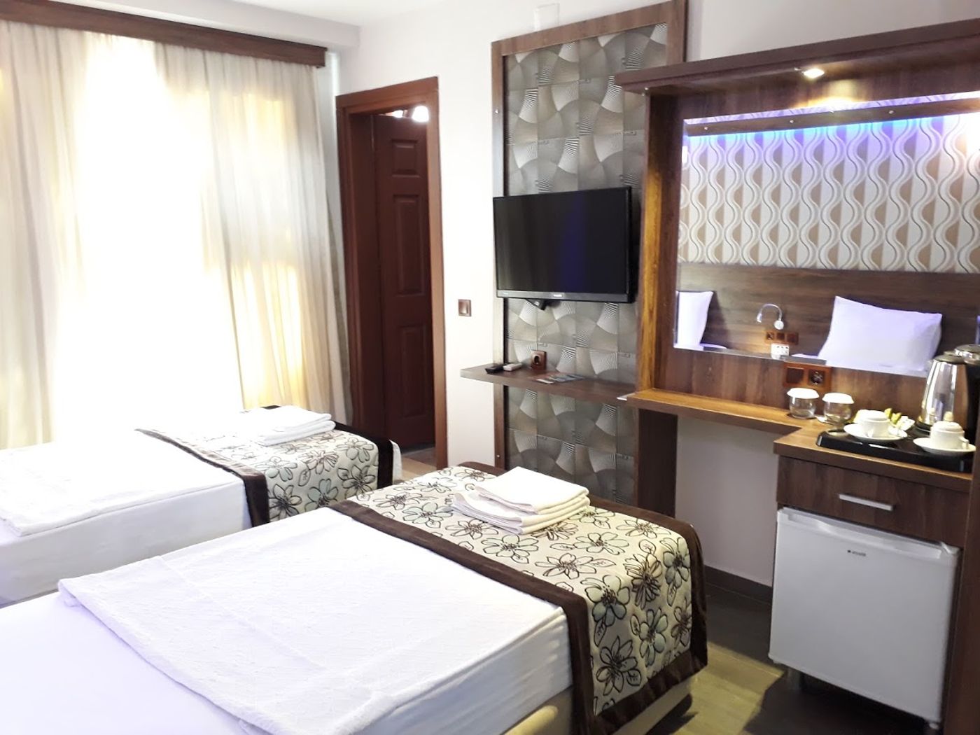 Dolphin-Apart-Room-24