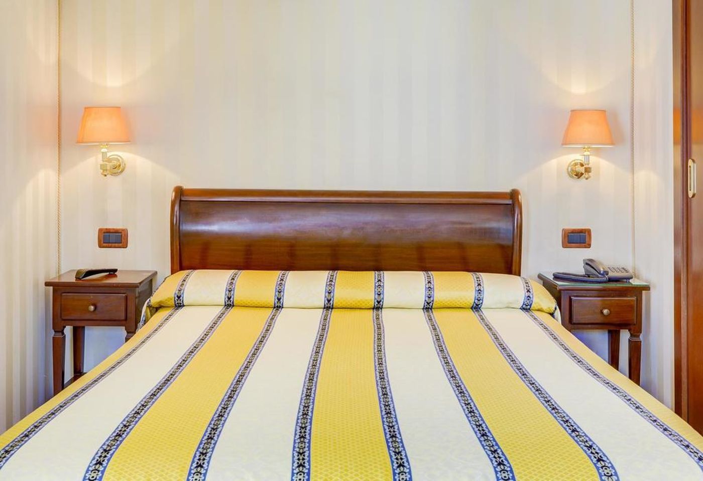 Hesperia-General-view-8