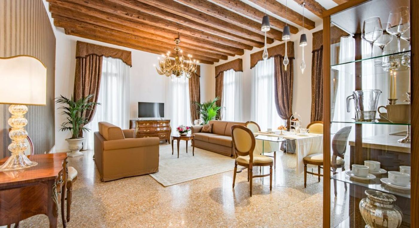 San Teodoro Palace  - Luxury Apartments-Italy-Venezia-Lobby-9