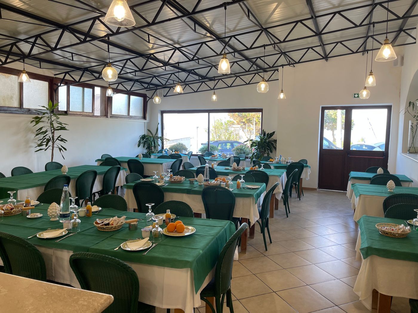 Hotel-Miramare-Garzia-Restaurant-21