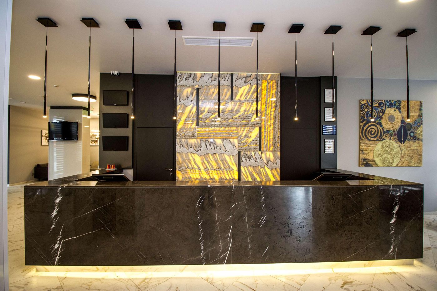 Best Western Plus Premium Inn-Bulgaria-Sunny Beach-Lobby-9