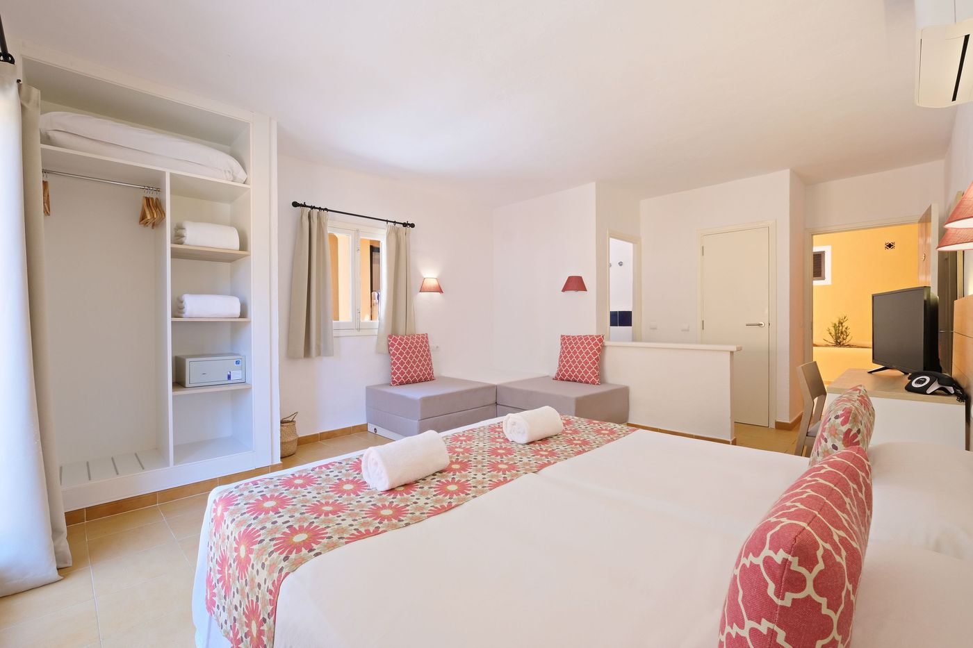 Azuline-Club-Cala-Martina-Ibiza-Room-33