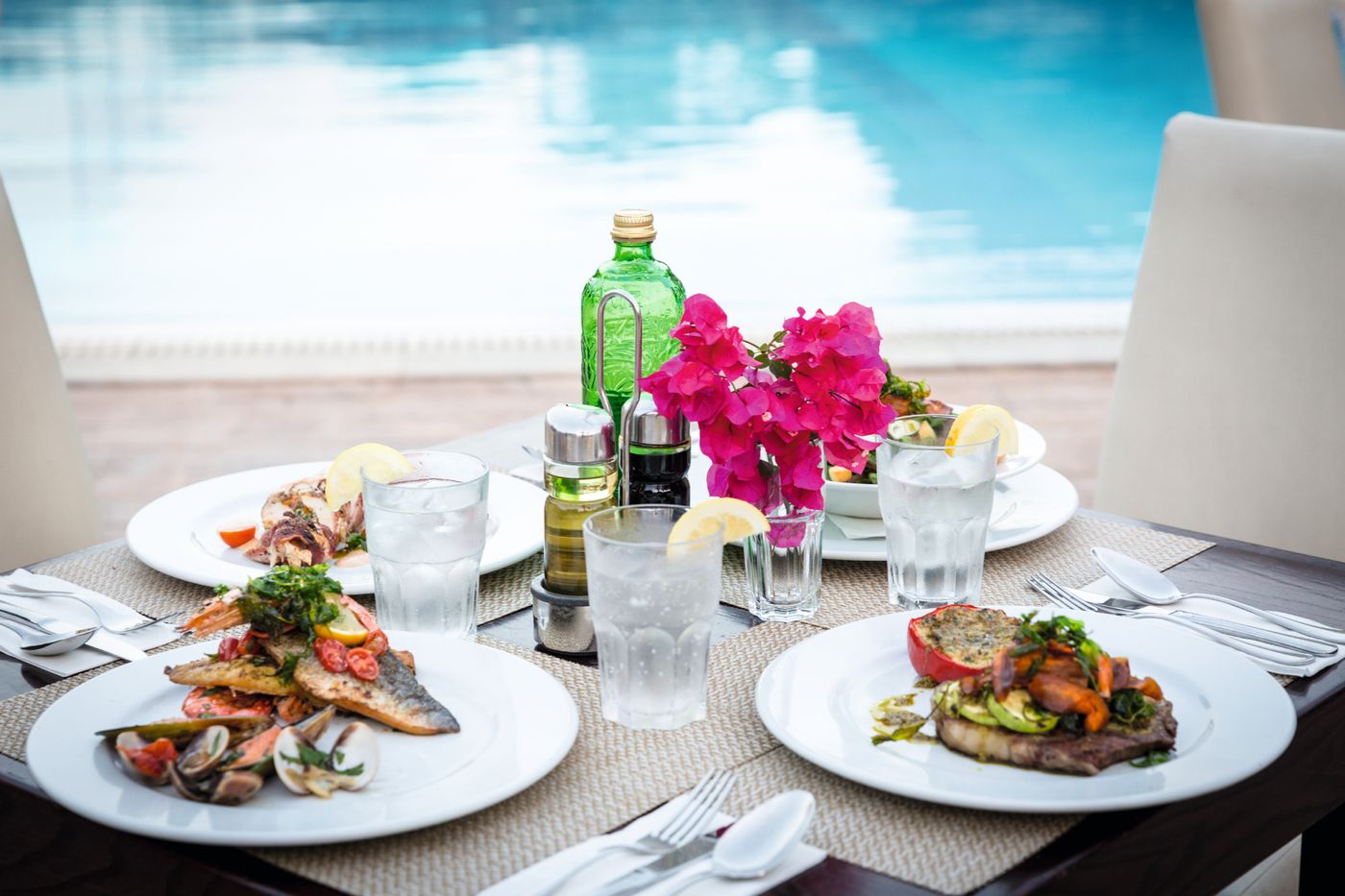 Sprachcaffe-International-Aparthotel-Pembroke-Restaurant-31