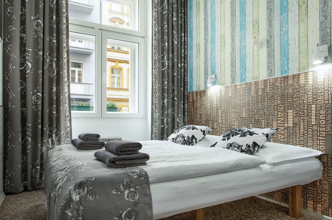 Royal-Court-Hotel-Room-10