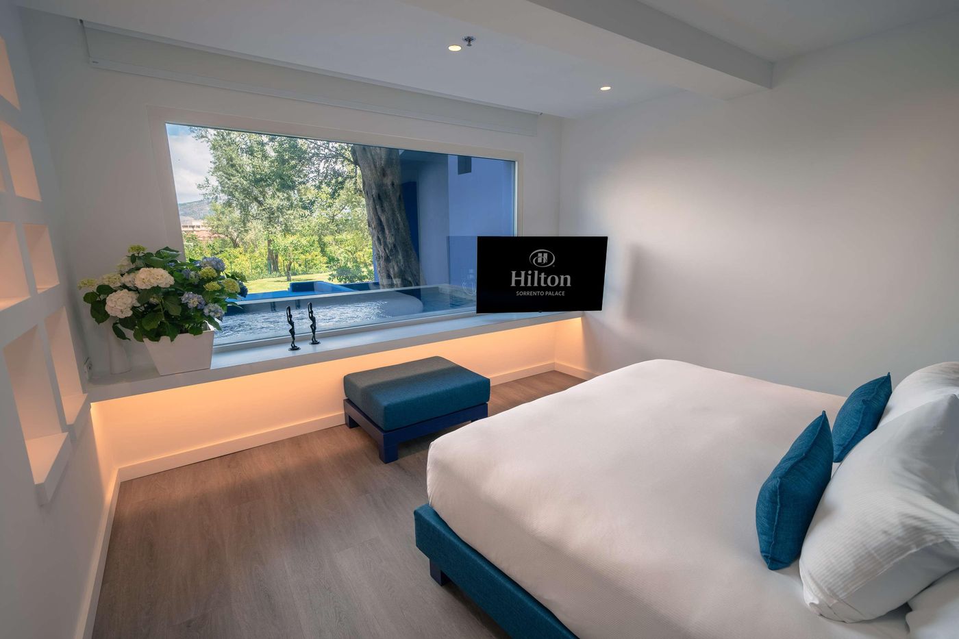 Hilton-Sorrento-Palace-Room-32