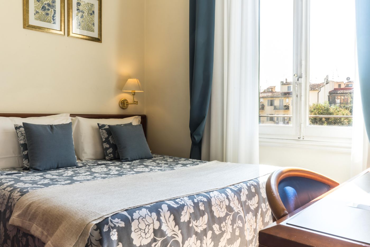 Hotel-Bonifacio-Room-20