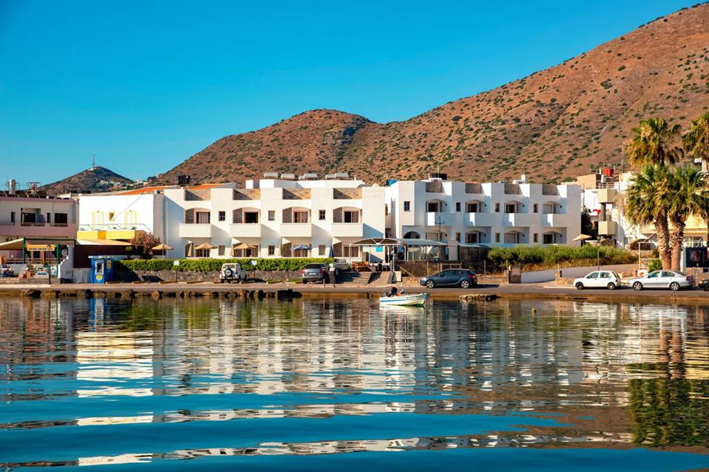 Alikes Hotel Apartments