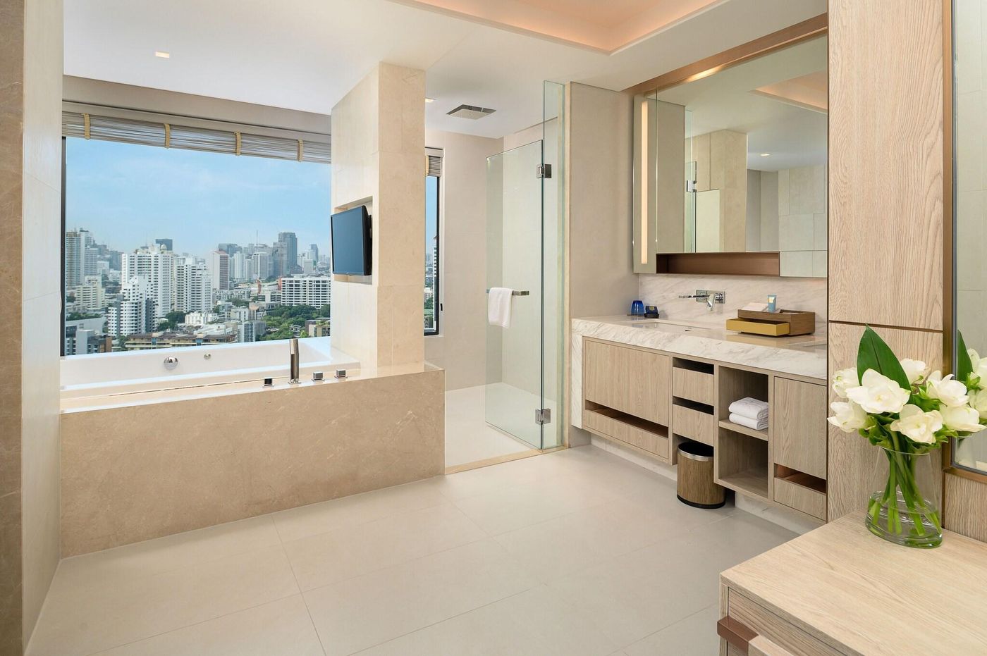 Hotel-Nikko-Bangkok-Room-38