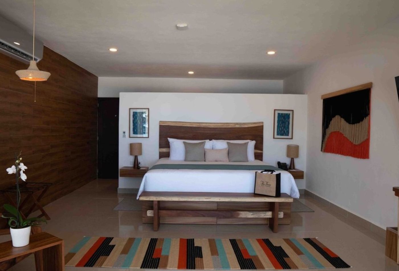 The Beachfront by The Fives Hotels