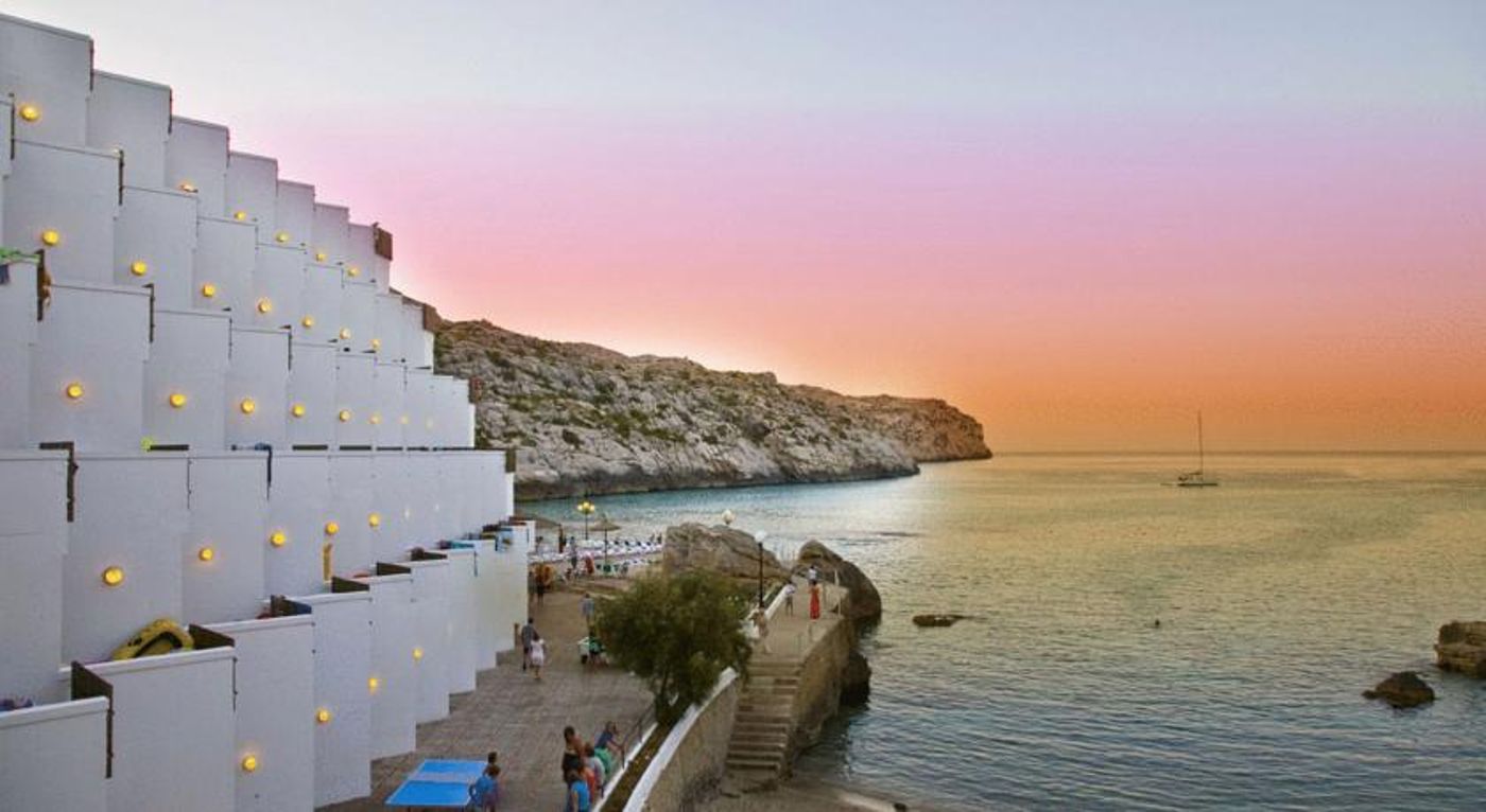 Don Pedro Apartments