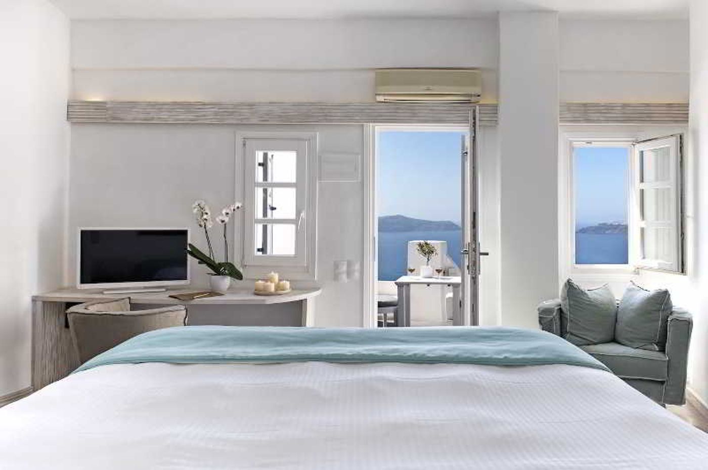 Athina-Repose-Suites-Room-32