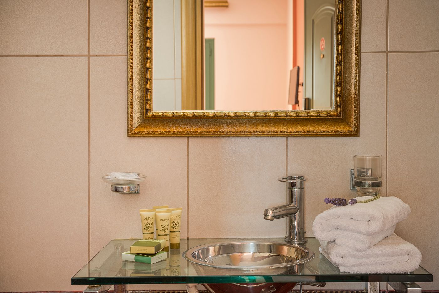 Kefalonia-Bay-Palace-Room-50