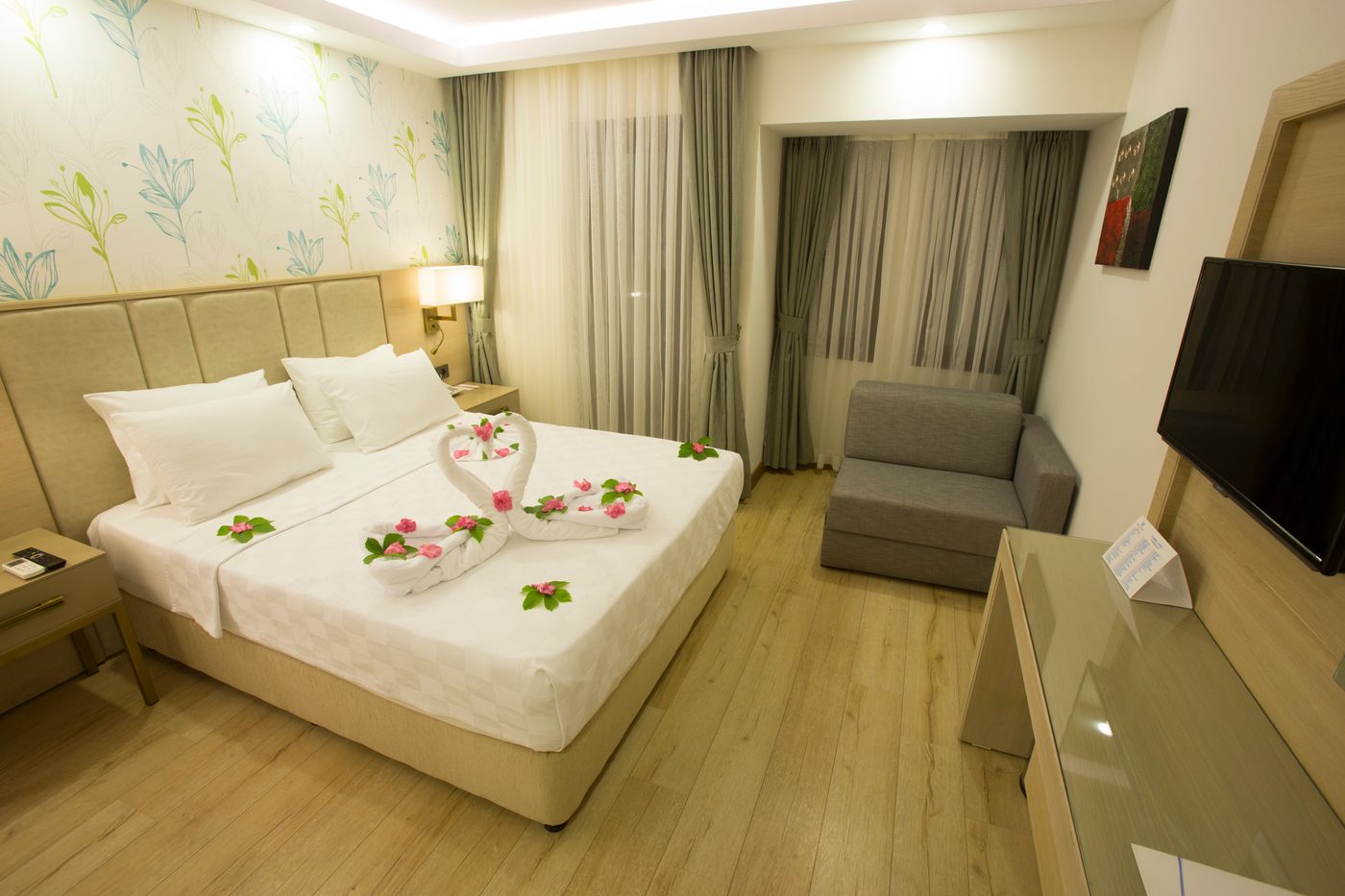 Sundia-By-Liberty--l-deniz-Room-17