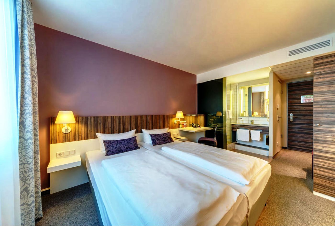 Premier Inn Nuernberg City Nordost-Germany-Bayern-Room-9