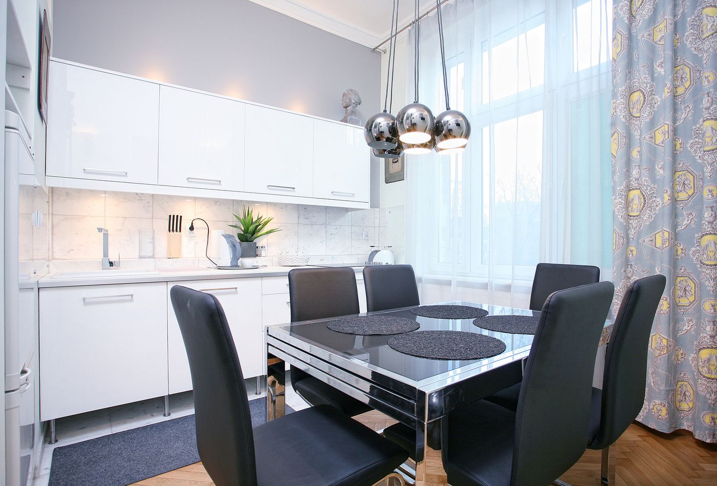 Antique-Apartments-Old-Town-Room-56