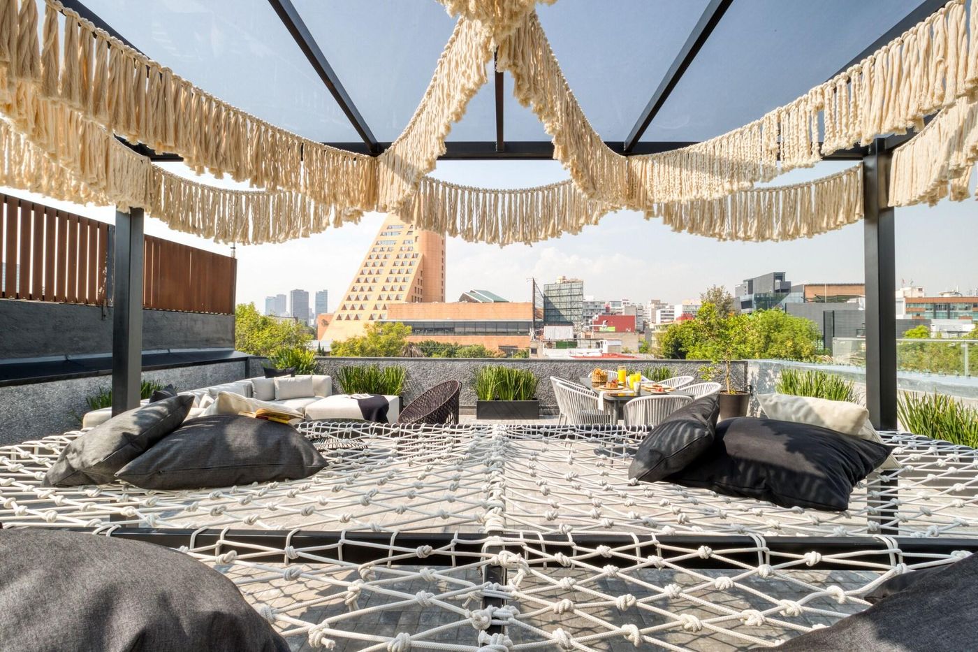 Uliv Poe 240-Mexico-Mexico City-General view-4