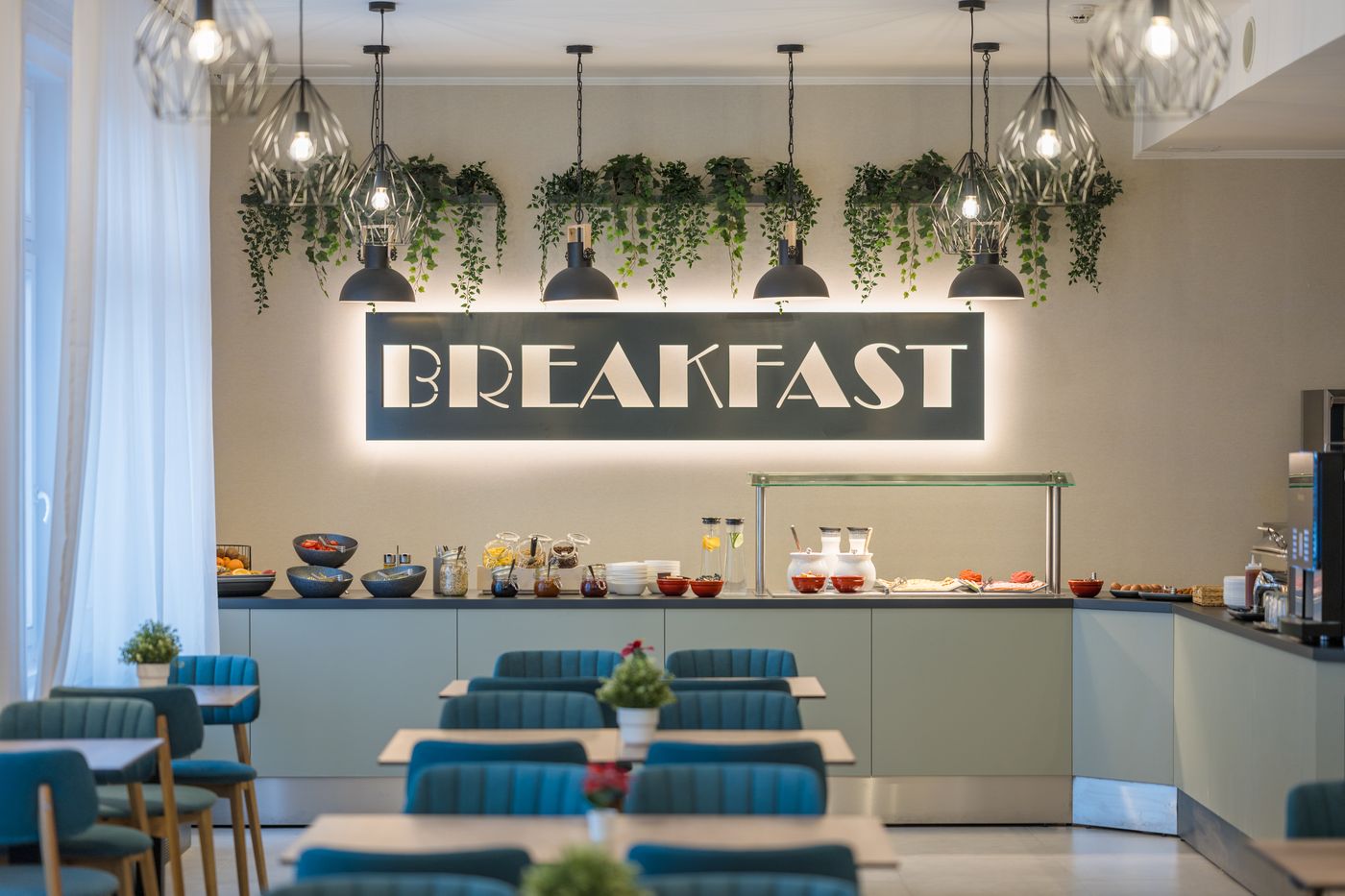 Baross-City-Hotel---Budapest-Restaurant-37