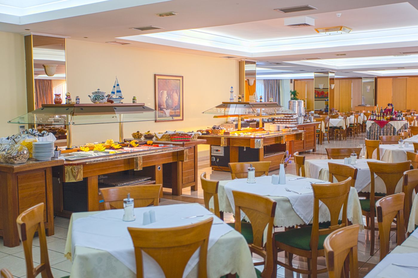 Continental-Palace-Restaurant-35