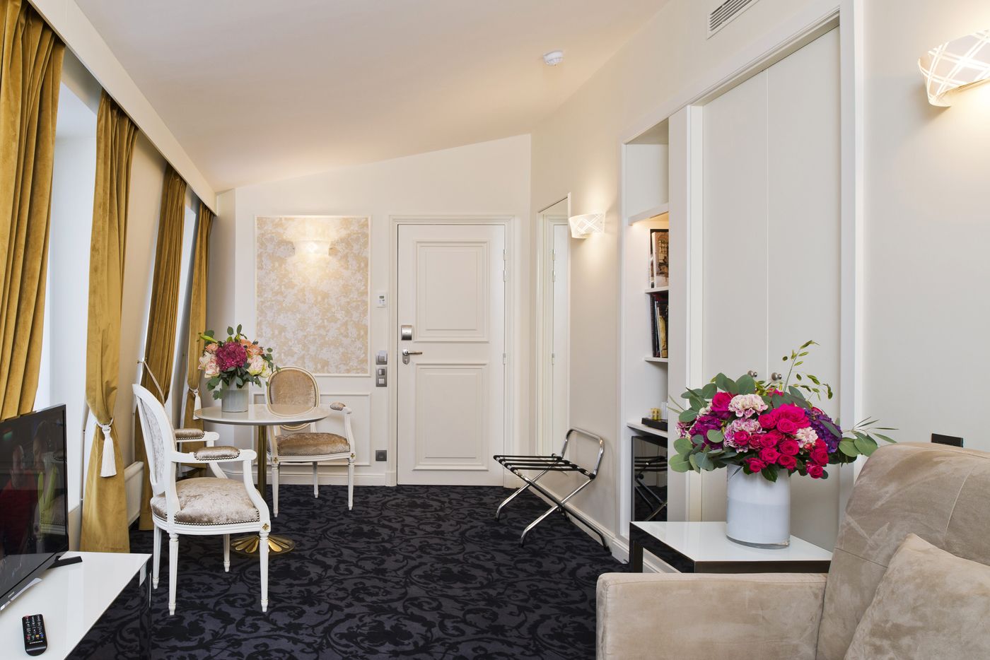 Hotel-Saint-Petersbourg-Opera---Spa-Room-41