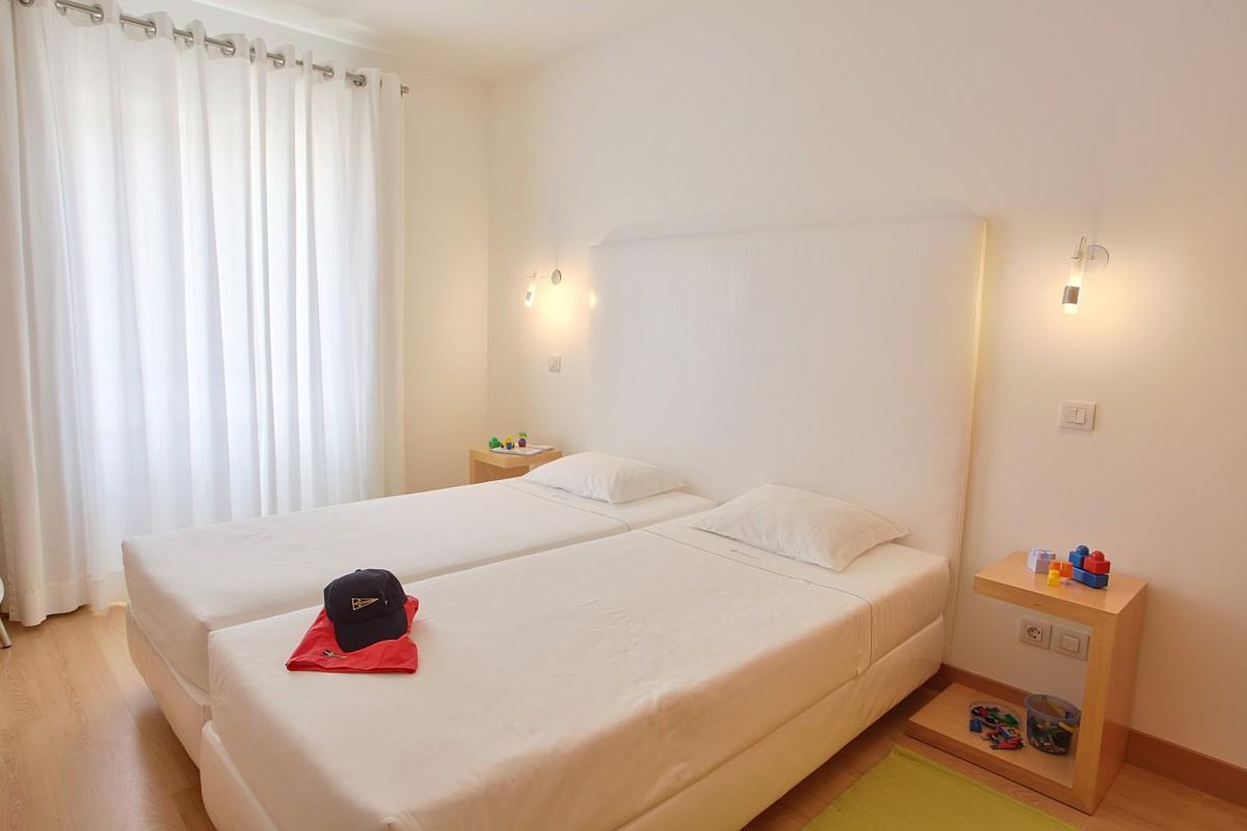 Marina-Club-II--Room-24