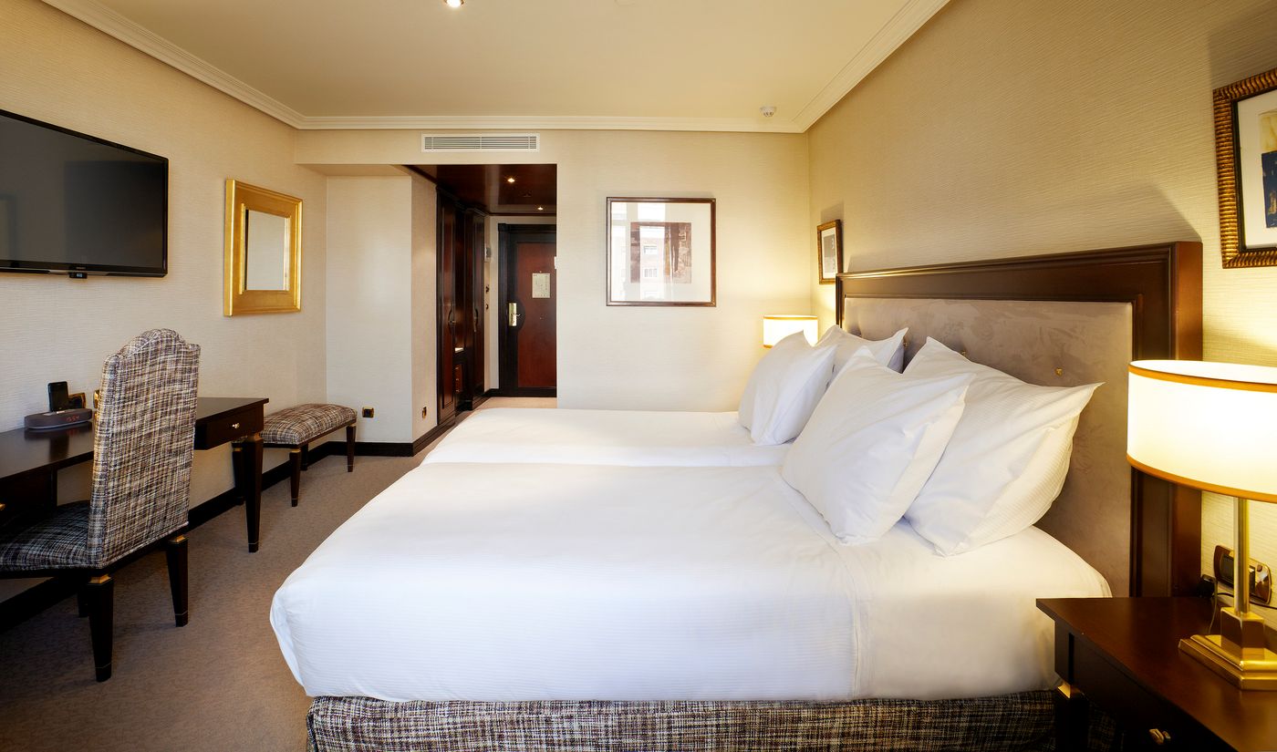 Hyatt-Regency-Hesperia-Madrid-Room-27