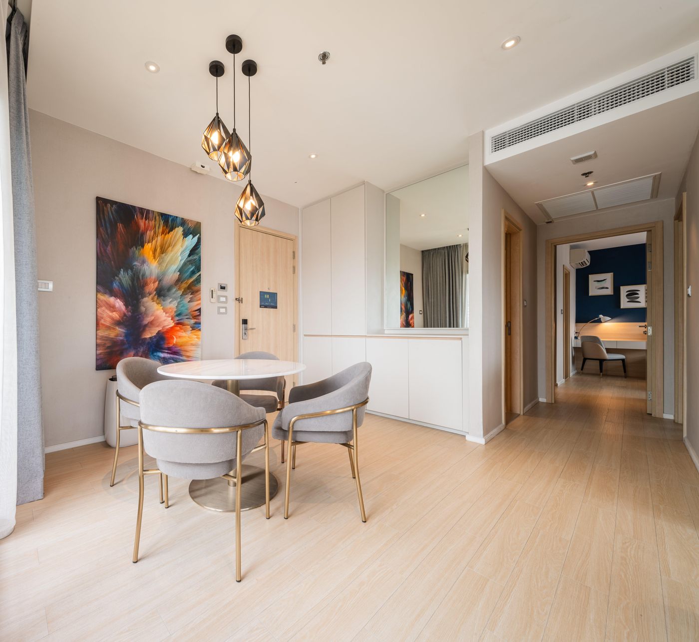 Sindhorn-Midtown-Hotel-Bangkok--Vignette-Collection-Room-10