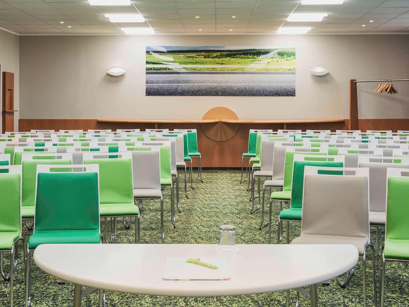 ibis Styles Marseille Provence Aéroport-France-VITROLLES-General view-4