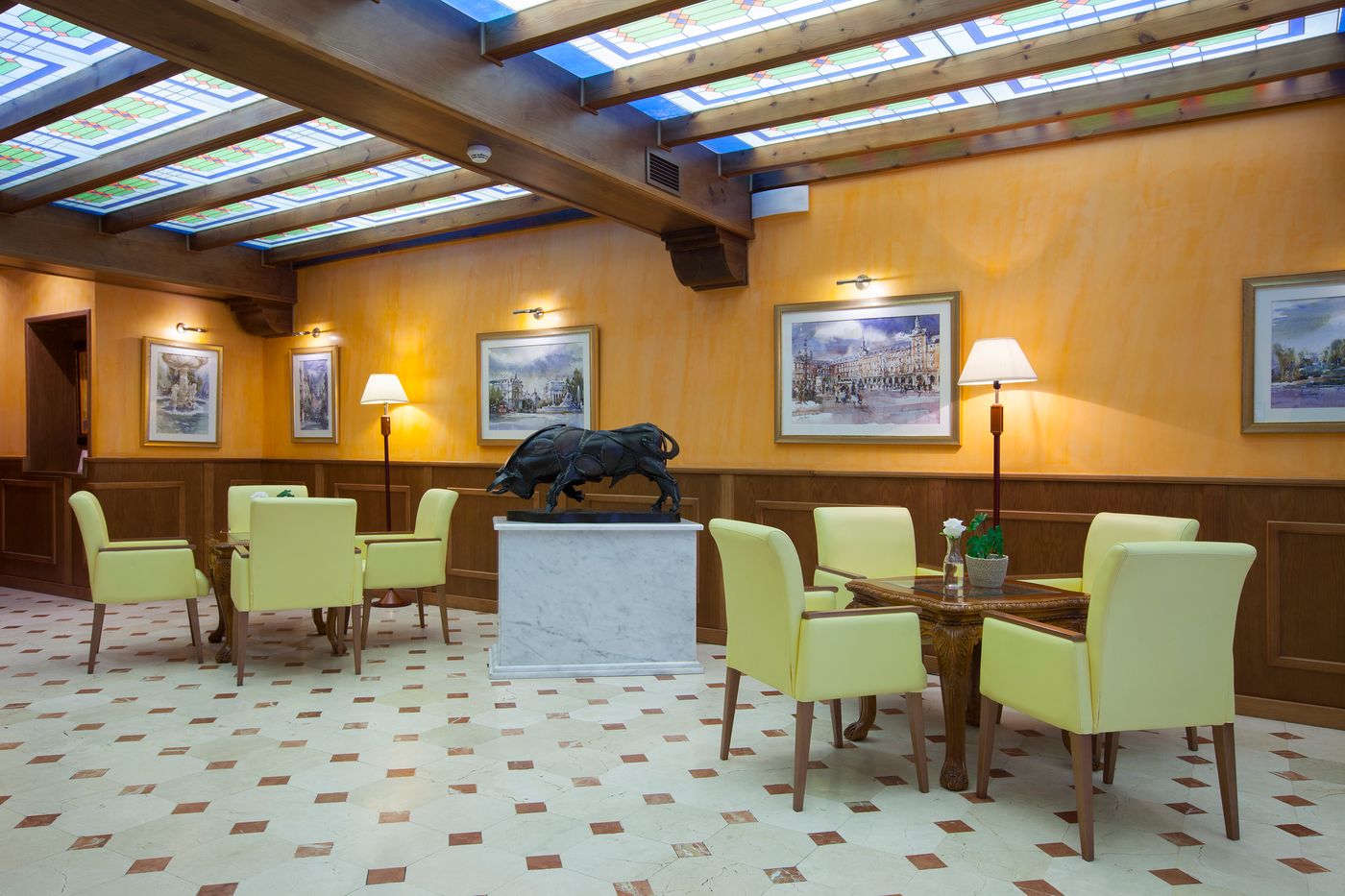 Agora-Juan-De-Austria-Lobby-7