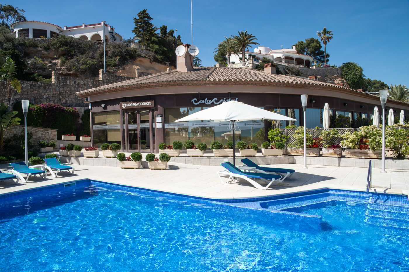 Pierre---Vacances-Cala-Cristal-Beach-Club-Pool-4