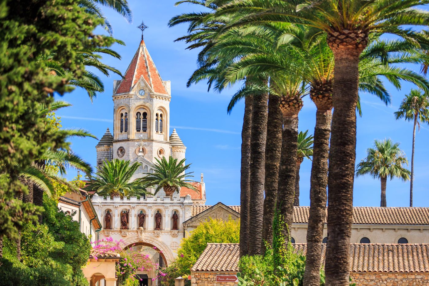 Regent-Carlton-Cannes-General-view-25