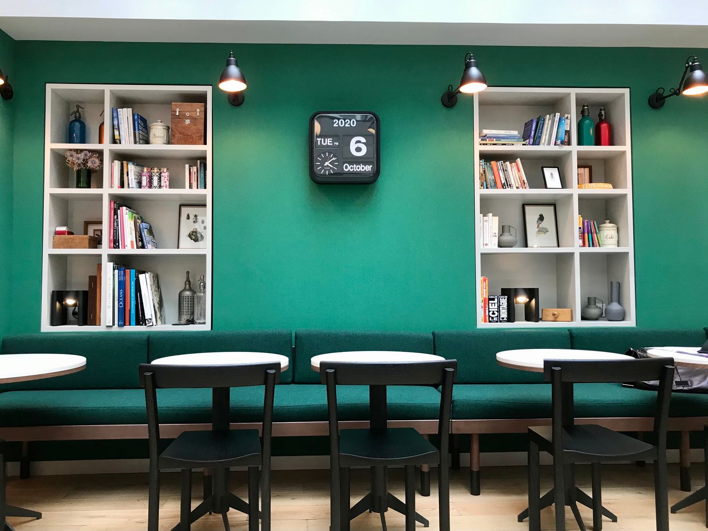 Hotel-Le-Basile-Lobby-13