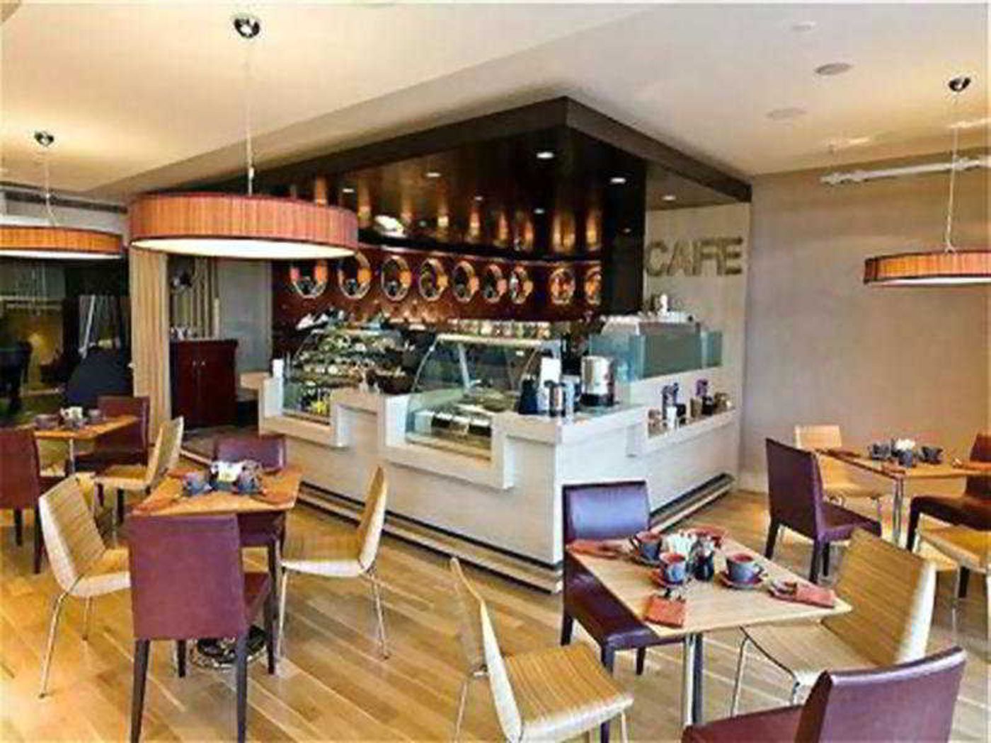 Dubai-Marriott-Harbour-Hotel---Suites-Restaurant-46