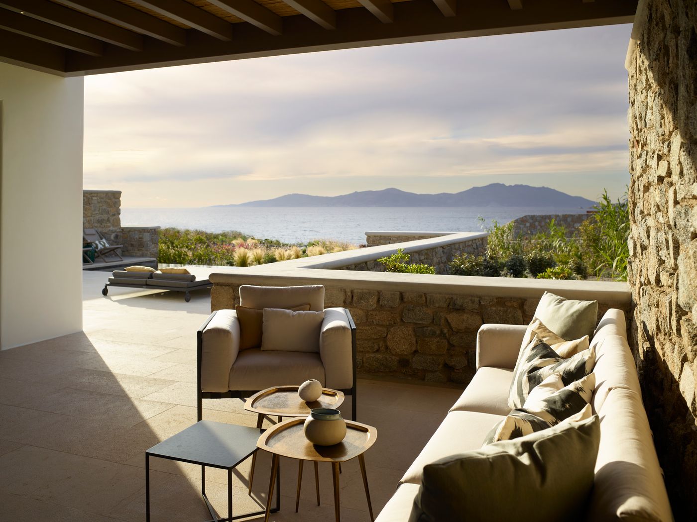 Bonzoe-Suites---Villas-Room-46