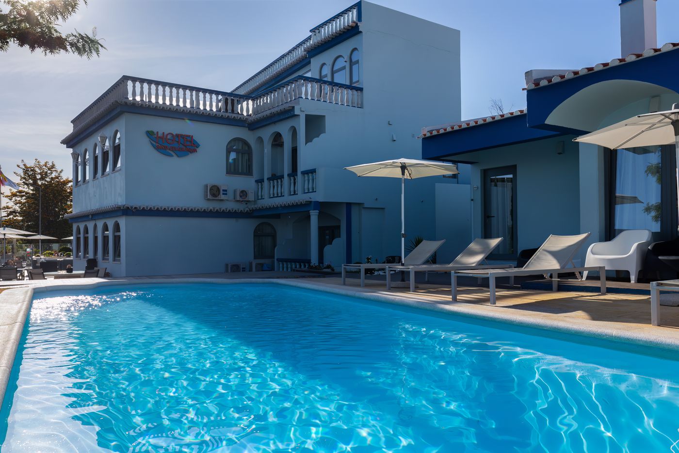 Hotel-Santa-Eulalia-Praia-Pool-2
