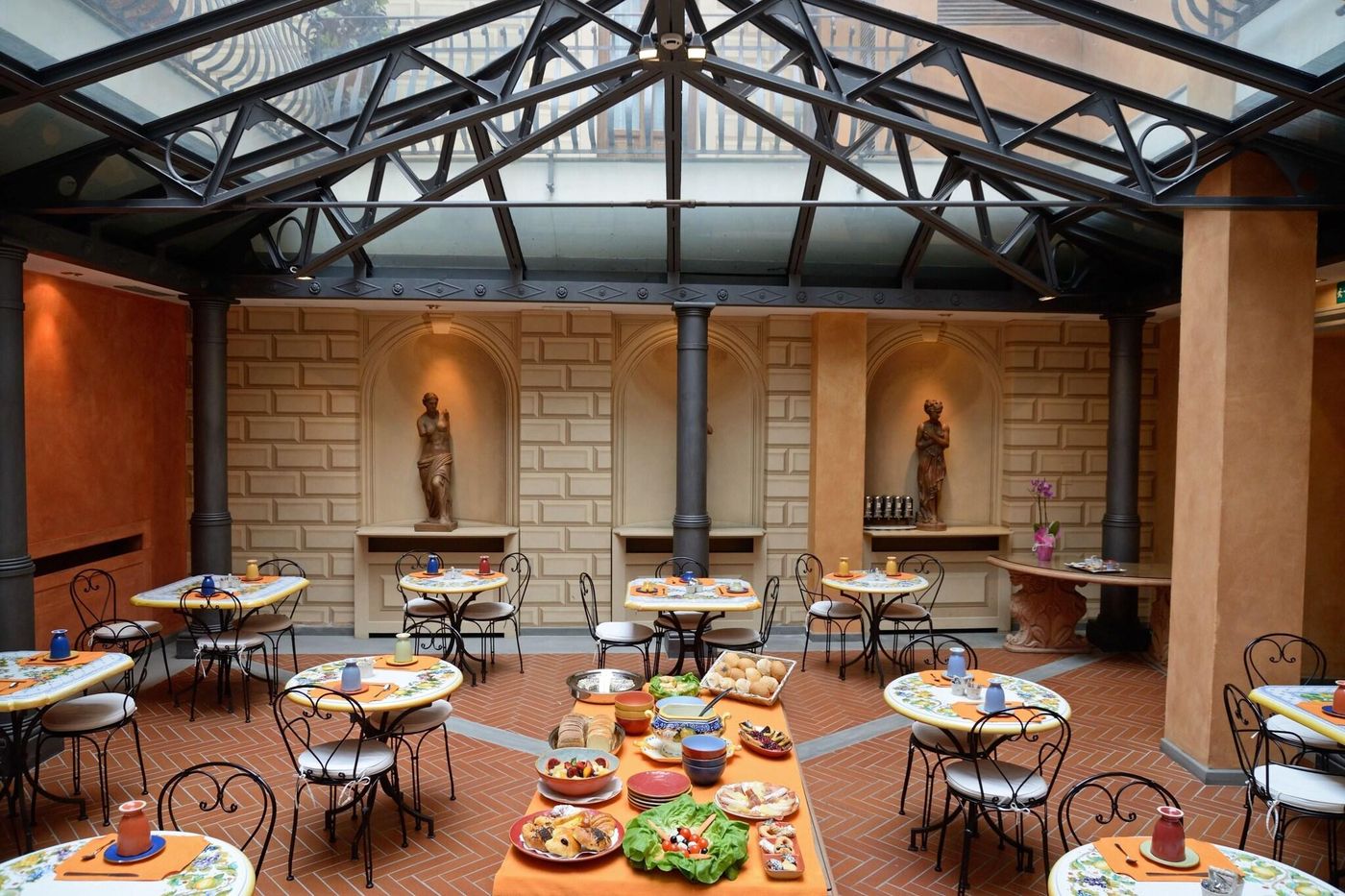 Alba-Palace-Restaurant-80