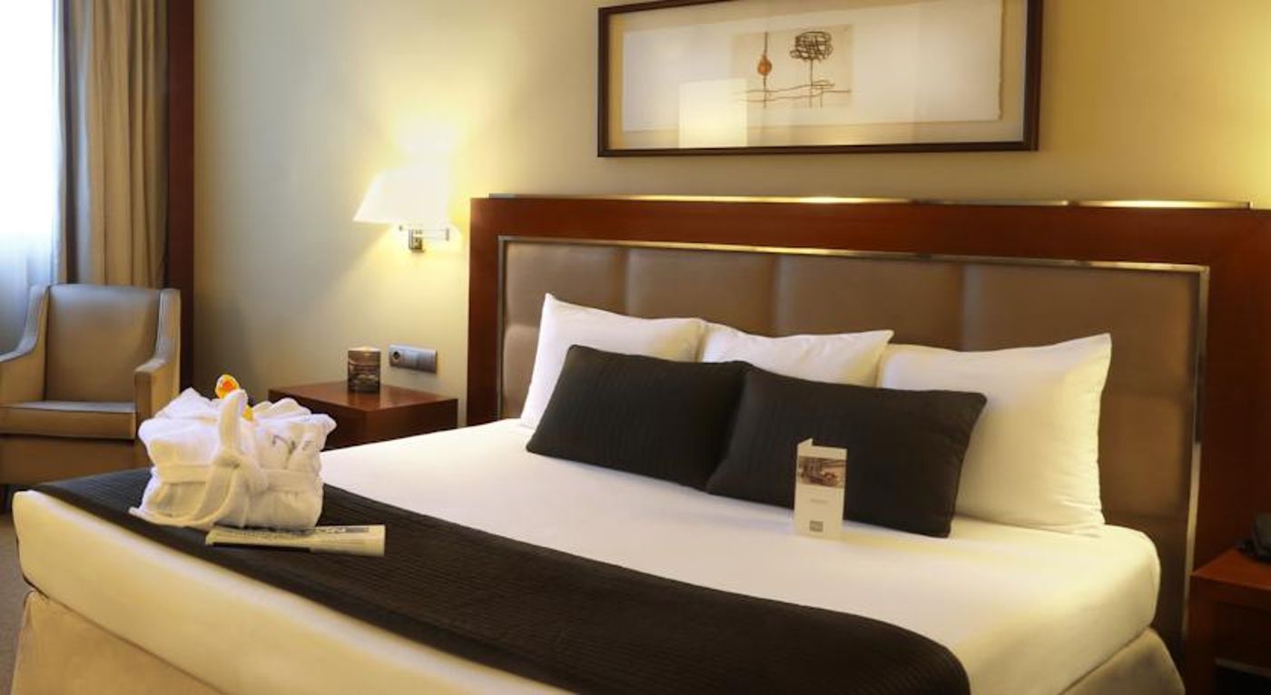 Nuevo-Madrid-Room-16