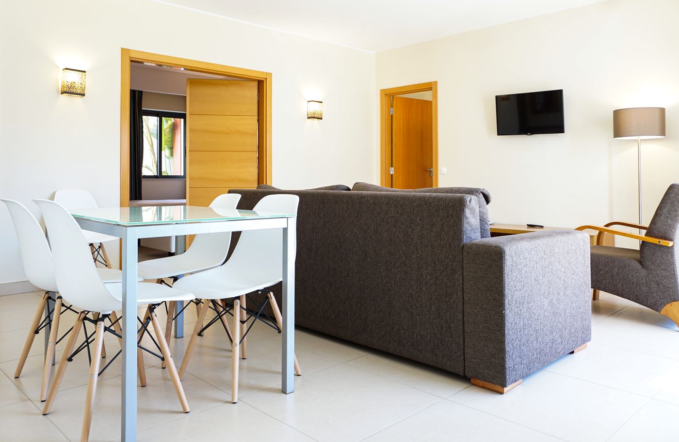 Vitor-s-Village-Room-51