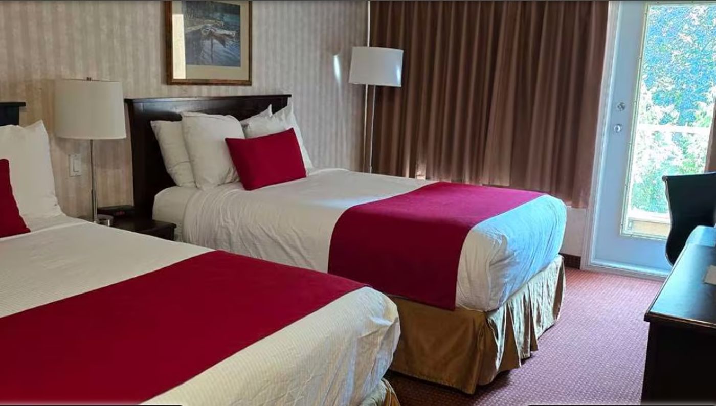 SureStay-by-Best-Western-Richmond-Vancouver-Airport-Room-13