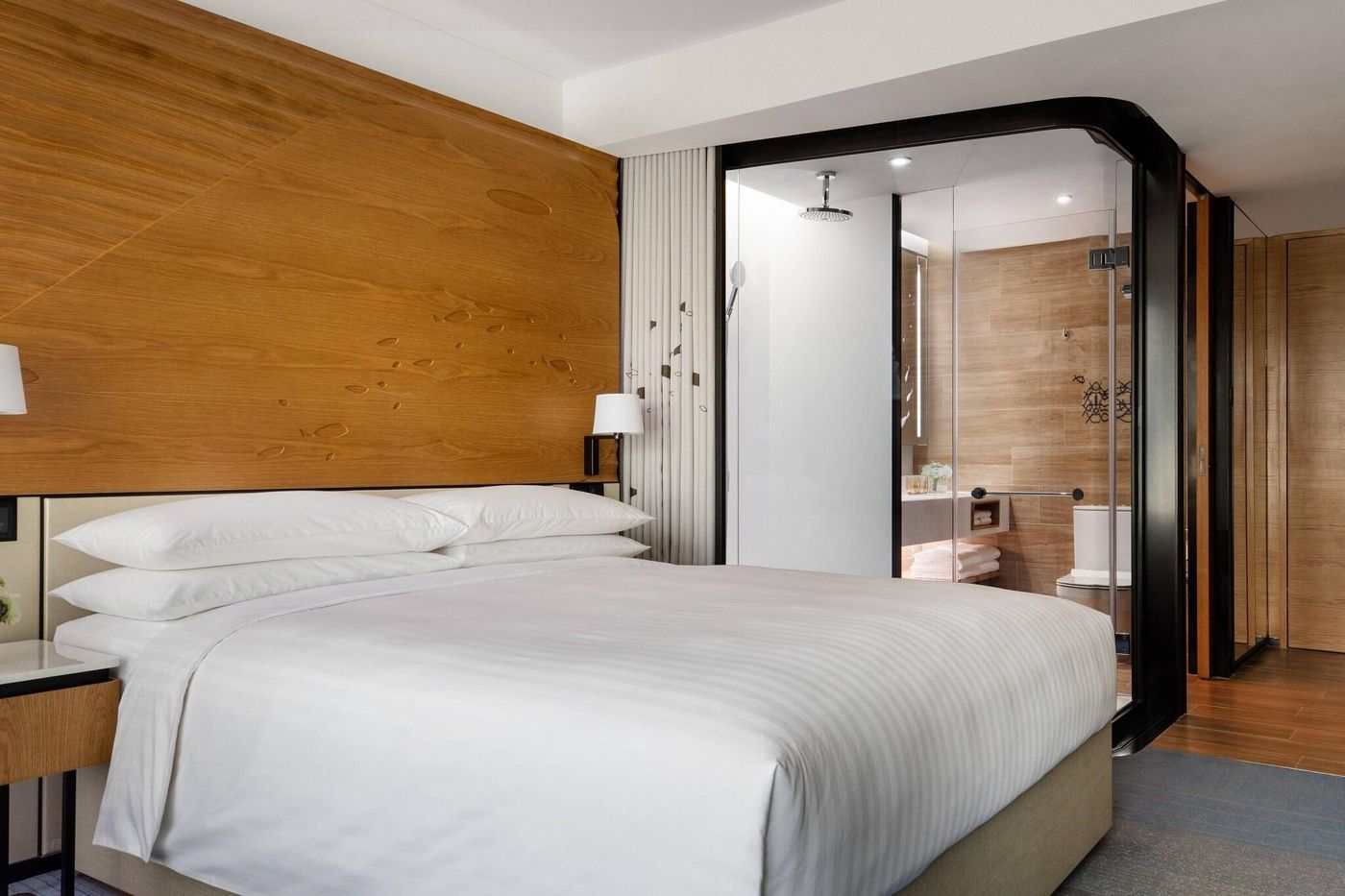 Hong-Kong-Ocean-Park-Marriott-Hotel-Room-26