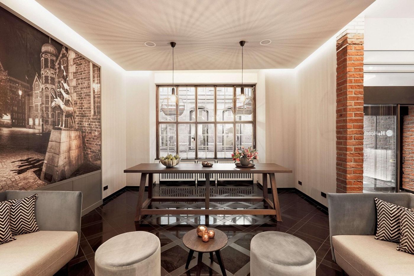 H+ Hotel Bremen-Germany-BREMEN-Lobby-9