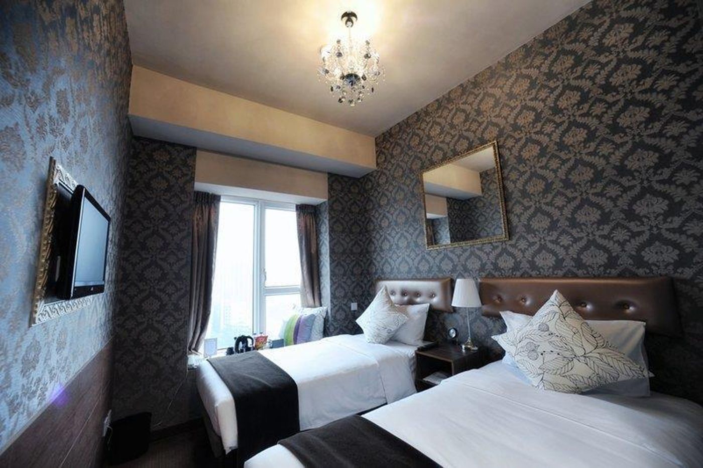 Ramada-Hong-Kong-Grand-Room-7