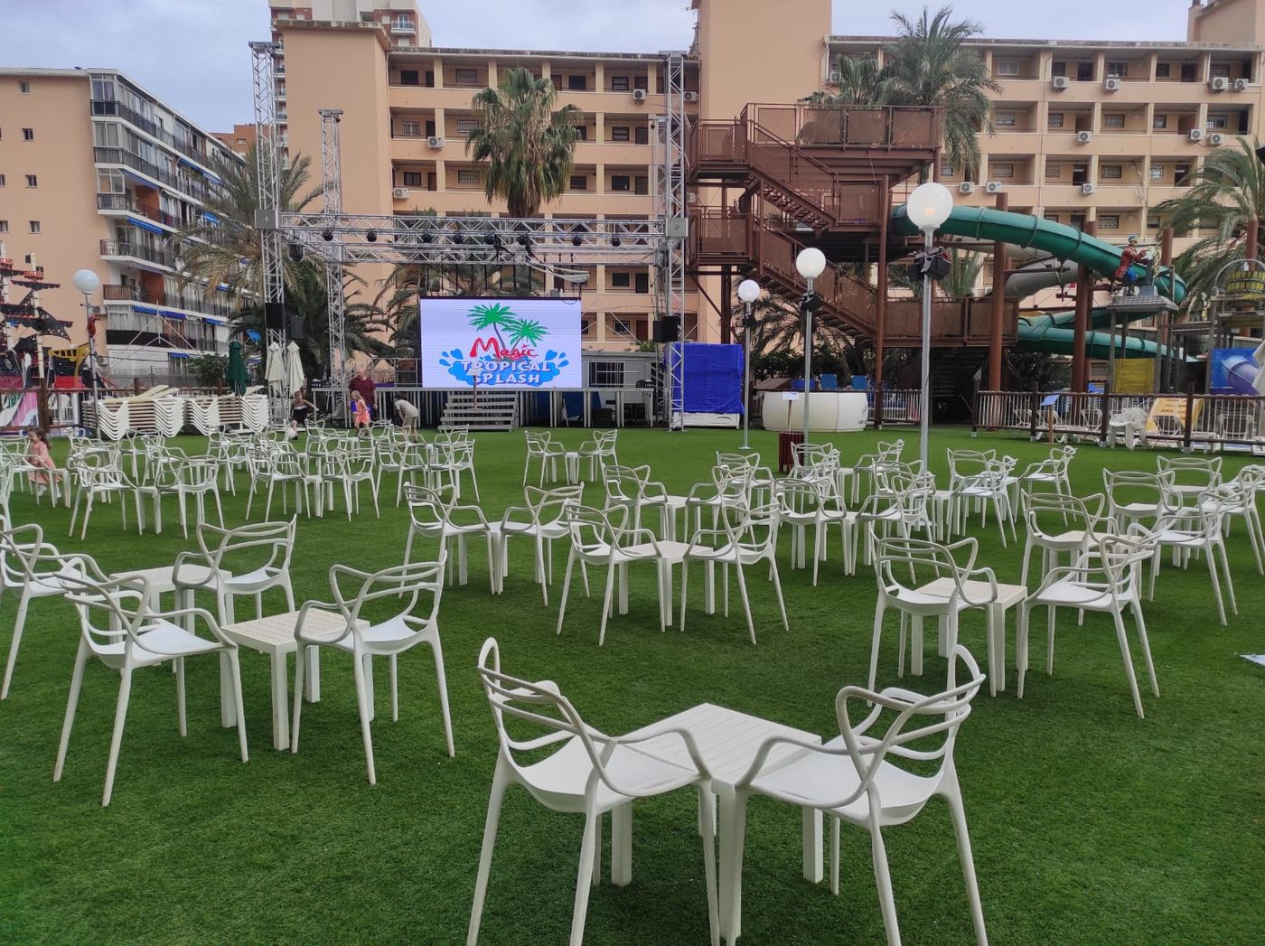 Magic Tropical Splash