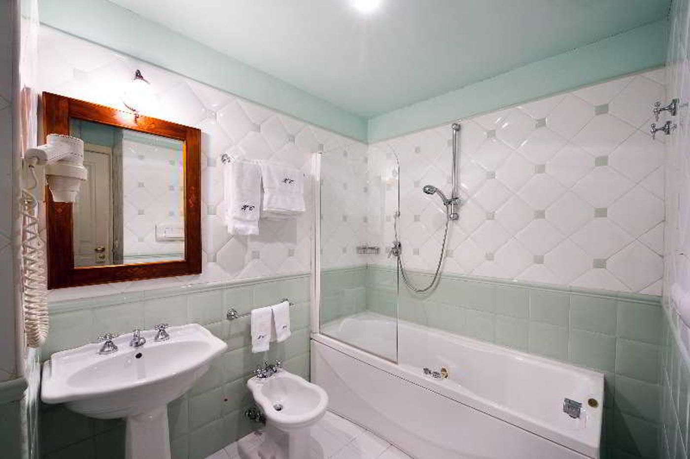 Chiaja de Charme - Italy - NAPOLI - Room - 9