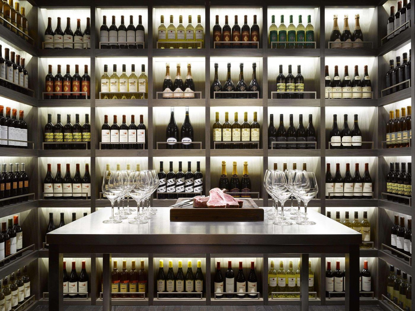 The-Emblem-Prague-Hotel-Restaurant-9