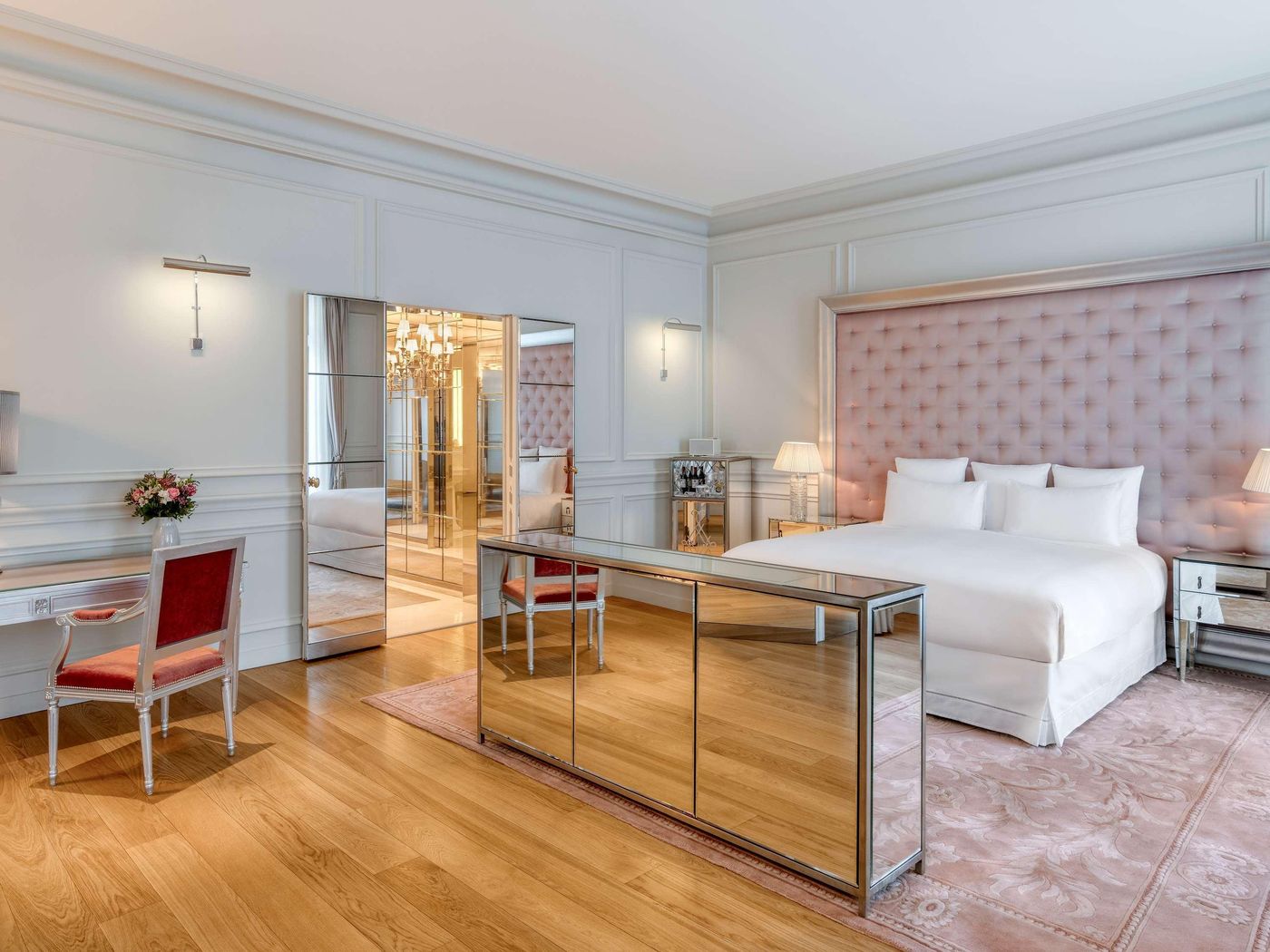 Le-Royal-Monceau---Raffles-Paris-Room-29