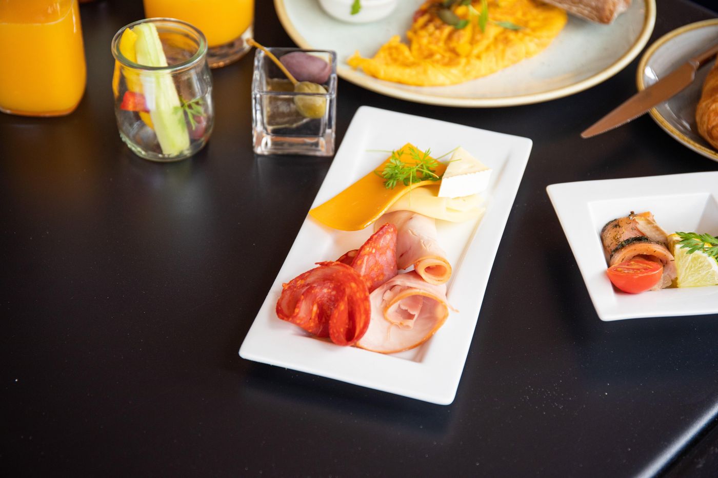 Crowne-Plaza-Budapest-Restaurant-54